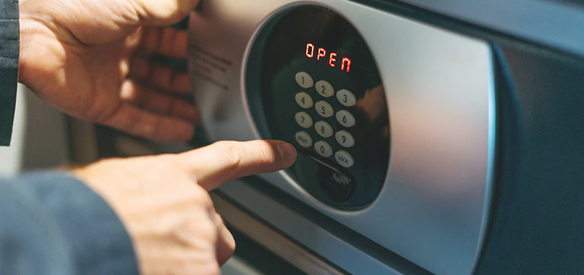 Cash Safe Openers in Redlands, California