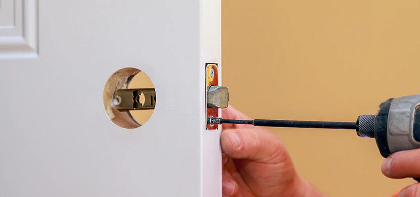 Stuck Door Knobs Repair in Redlands, CA